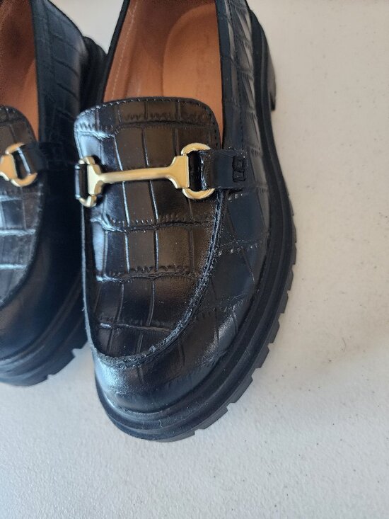 Madewell Loafer "EUC" - Picture 3 of 14